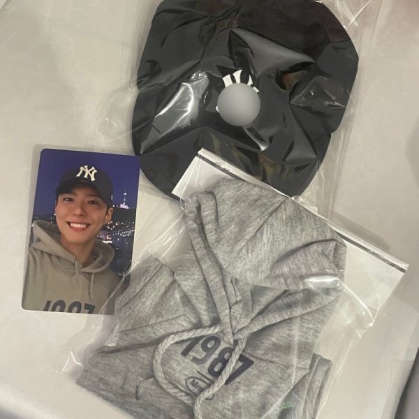 画像2: 15/20/ボゴム君着用風1987パーカー or キャップ 015 (2)