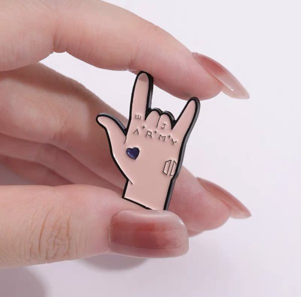 画像2: BTS Jungkook ARMY ピンバッチ ジョングク (2)