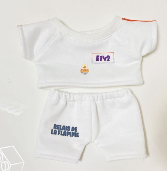 画像2: 10/15/20/王一博着用風 聖火セットアップ  yibo 002 (2)