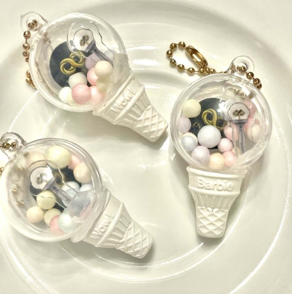 画像1: INFINITE アイスクリーム型キーホルダー 038 (1)