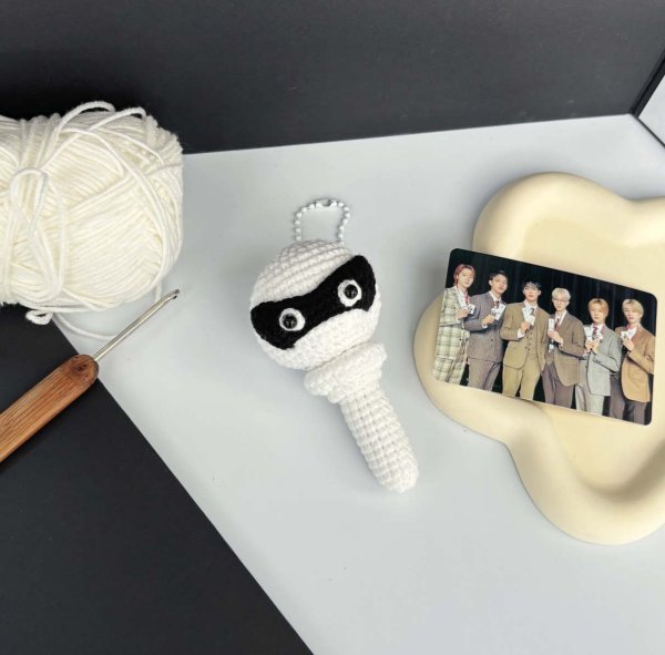 画像1: P1Harmony あみ編みペンライト型キーホルダー 001 (1)