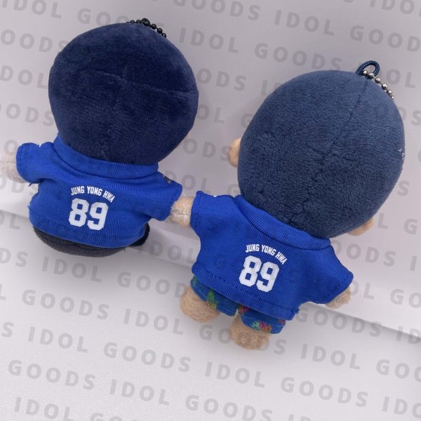 画像6: CNBLUE ユニフォーム風Tシャツタイプ 027 ヨンファ YongHwa ミニョク MinHyuk ジョンシン JunShin (6)